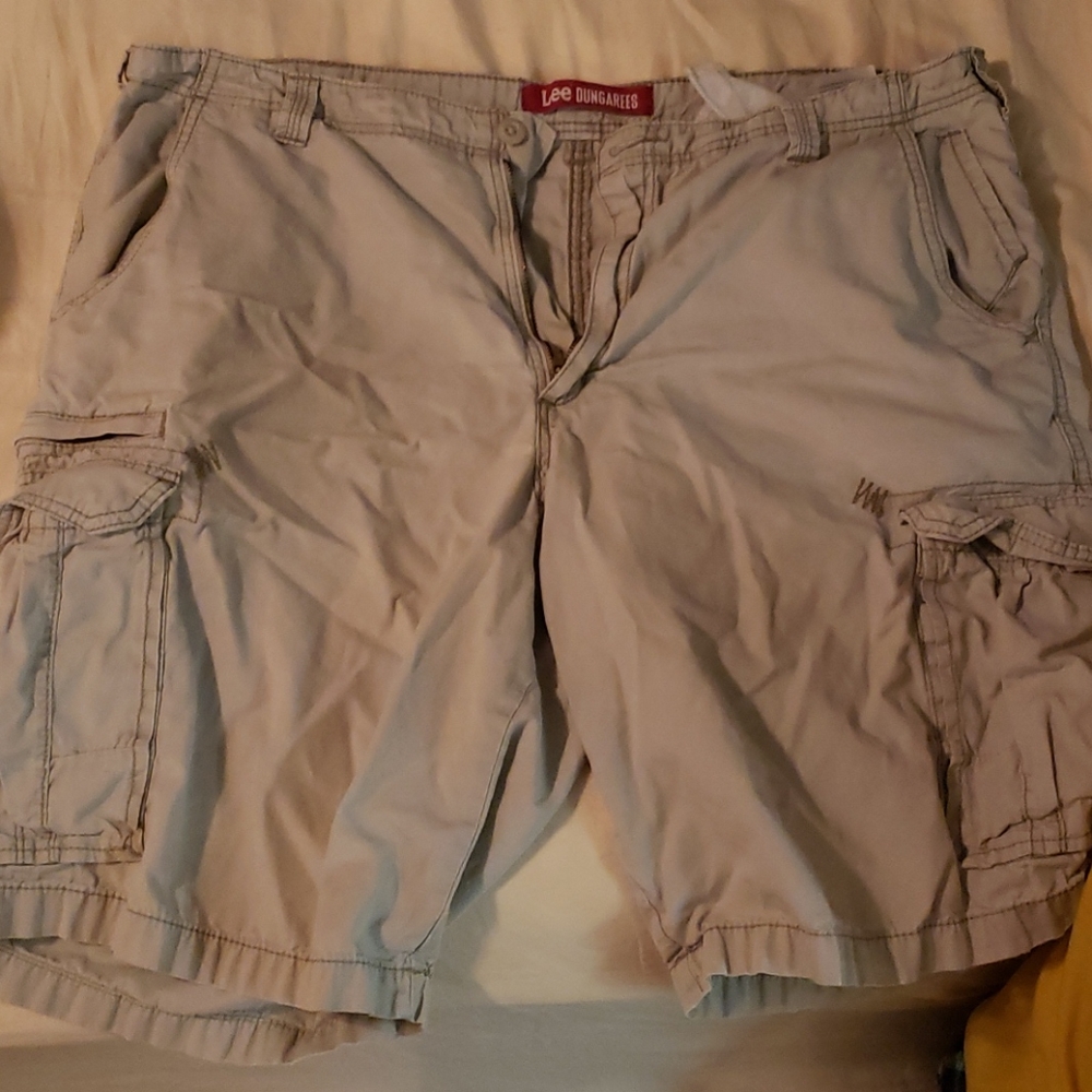 Lee Khaki Cargo Shorts